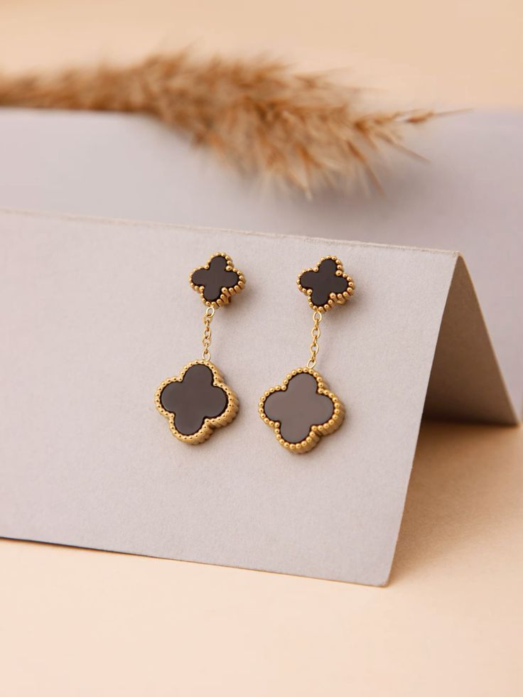 EARRING 2
